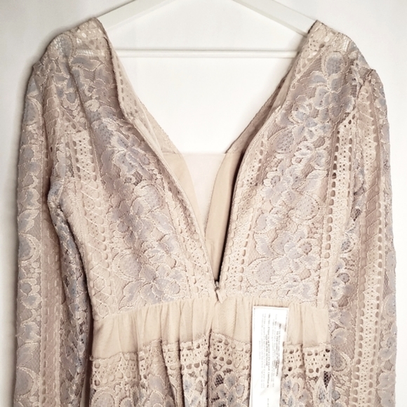 BCBGMaxAzria Pia Long Sleeve Lace Dress - Pink - Picture 9 of 16